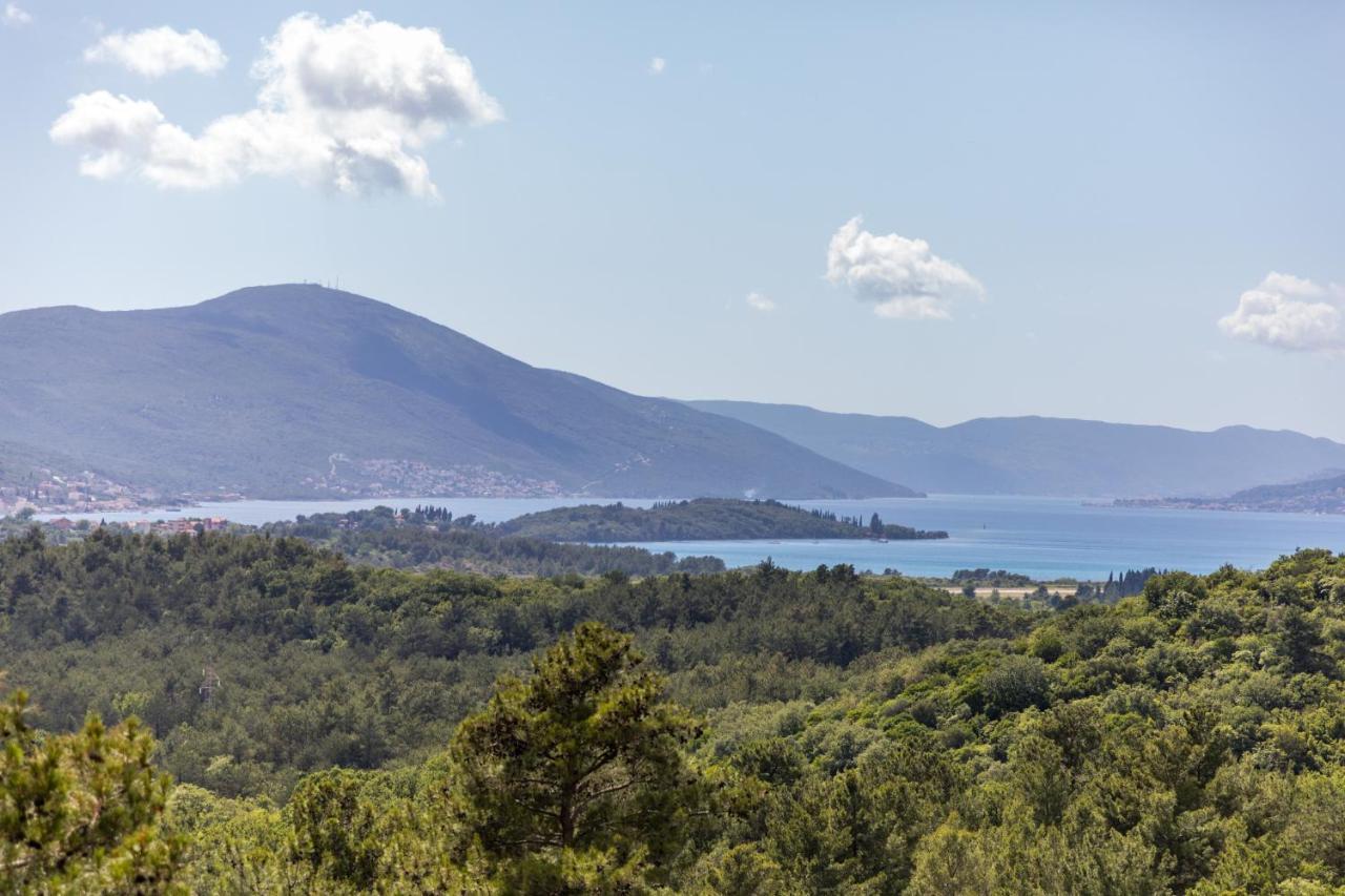 Sunny Nest Apartments Котор Экстерьер фото
