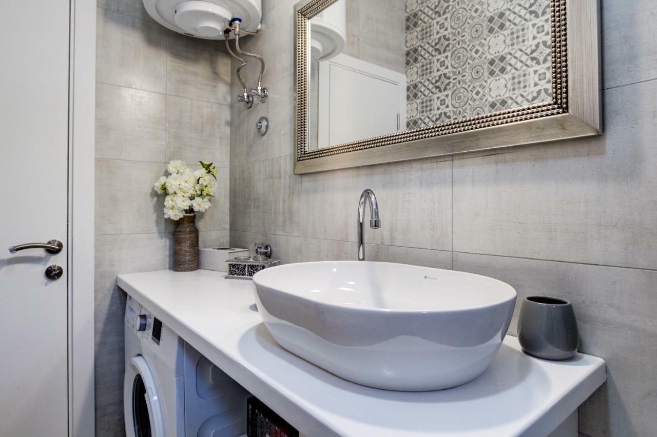 Sunny Nest Apartments Котор Экстерьер фото